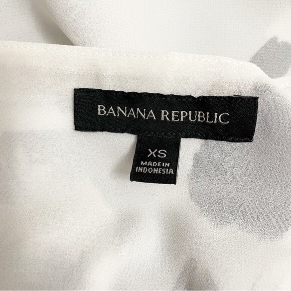 Banana Republic Side-Tie Wrap Tank Catherine Animal Print Ivory Navy Size XS - Picture 10 of 13